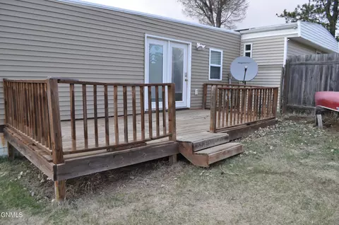 108 1st St N, Braddock, ND 58524 photo 31