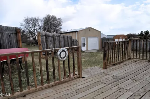 108 1st St N, Braddock, ND 58524 photo 36