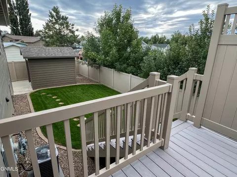 1178 7th St E, Dickinson, ND 58601 photo 26