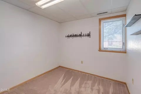 604 5th Ave NW, Mandan, ND 58554 photo 43