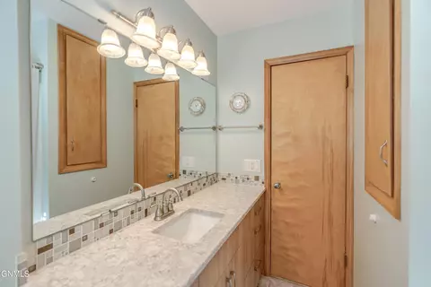 604 5th Ave NW, Mandan, ND 58554 photo 30