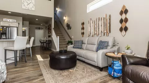 749 Compass Loop, Bismarck, ND 58504 photo 10