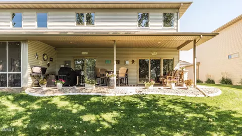 749 Compass Loop, Bismarck, ND 58504 photo 26