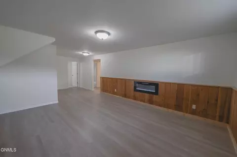 1606 10th Ave W, Williston, ND 58801 photo 29