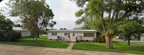 103 3rd Ave E, Flasher, ND 58535