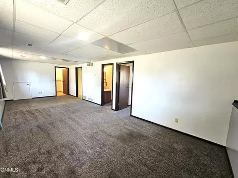 Living - 67 17 St E, Dickinson, ND 58601 photo 2 of 3