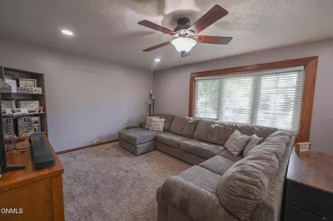 Other - 714 15th St W, Williston, ND 58801 photo 3 of 11