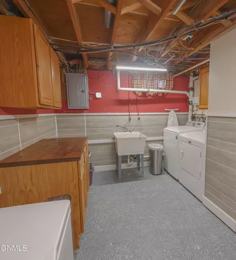 Other - 714 15th St W, Williston, ND 58801 photo 7 of 11