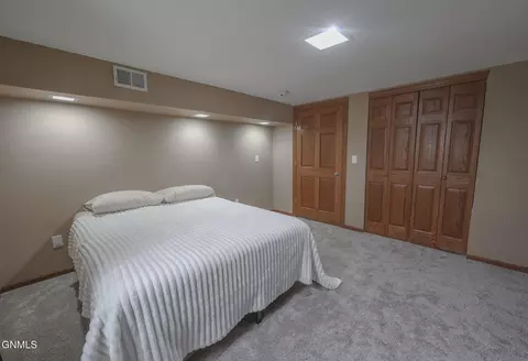 Bedroom - 714 15th St W, Williston, ND 58801 photo 5 of 5