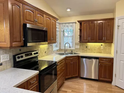 Kitchen - 802 Division St NE, Mandan, ND 58554 photo 2 of 12
