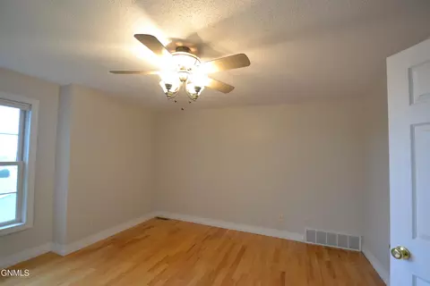 Bedroom - 802 Division St NE, Mandan, ND 58554 photo 7 of 13