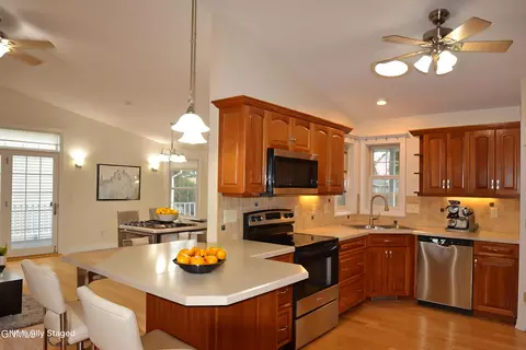 Kitchen - 802 Division St NE, Mandan, ND 58554 photo 1 of 12