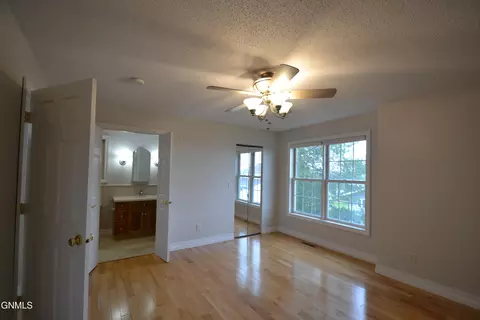 Bedroom - 802 Division St NE, Mandan, ND 58554 photo 5 of 13