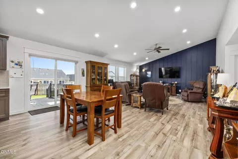 Dining - 3104 28th Ave W, Williston, ND 58801 photo 1 of 1