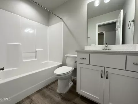 114 Kenner Loop, Bismarck, ND 58504 photo 14