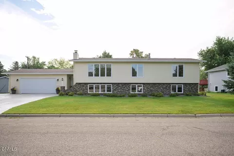 1730 3rd Ave NE, Jamestown, ND 58401