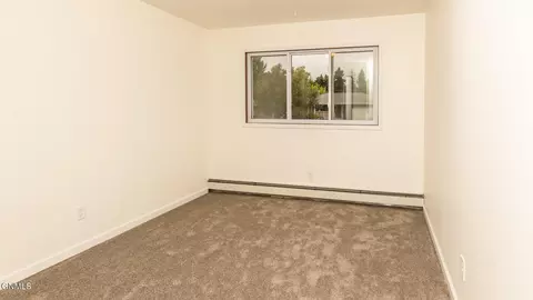 Bedroom - 121 Interstate Ave E, Bismarck, ND 58503 photo 4 of 14