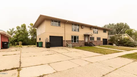 Exterior - 121 Interstate Ave E, Bismarck, ND 58503 photo 2 of 5