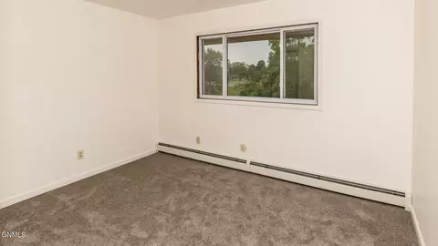 Bedroom - 121 Interstate Ave E, Bismarck, ND 58503 photo 9 of 14
