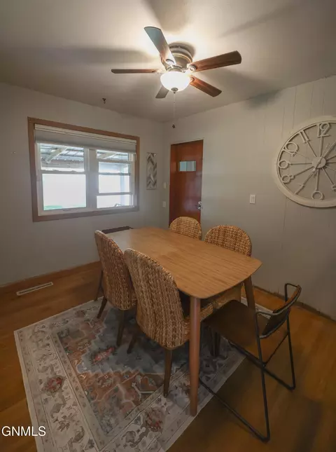 Dining - 505 12th Ave W, Williston, ND 58801 photo 1 of 1