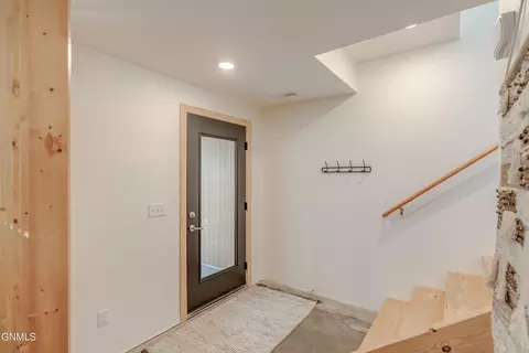 217 Avenue D E, Bismarck, ND 58501 photo 21