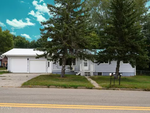 217 Center Ave N, Center, ND 58530