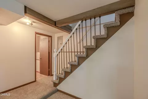 701 N 9th St, Bismarck, ND 58501 photo 23