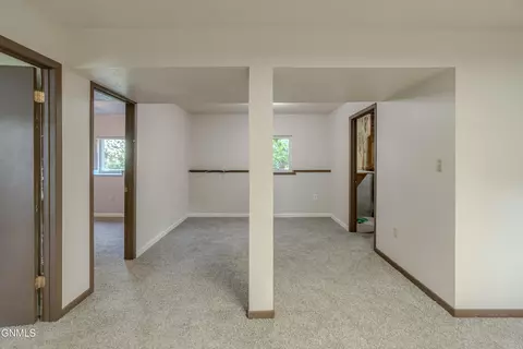 701 N 9th St, Bismarck, ND 58501 photo 25
