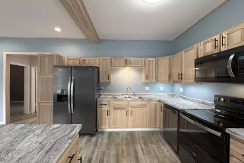 701 N 9th St, Bismarck, ND 58501 photo 14