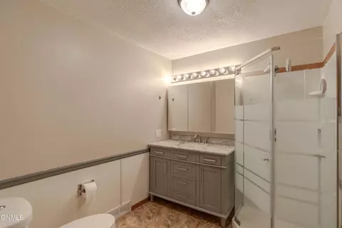 701 N 9th St, Bismarck, ND 58501 photo 31