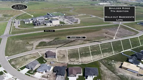525 Marble Dr, Bismarck, ND 58503