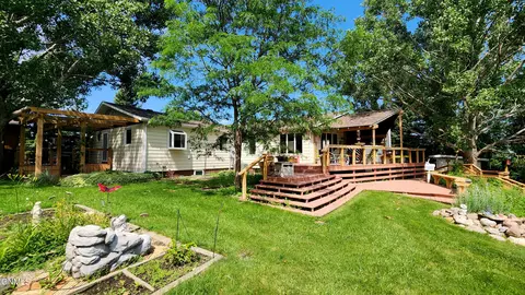 3400 Old Red Trl, Mandan, ND 58554