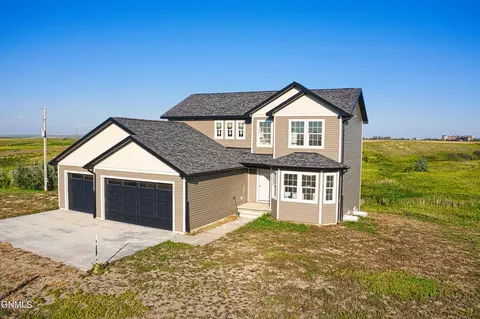5990 Maple Ln, Williston, ND 58801 photo 41
