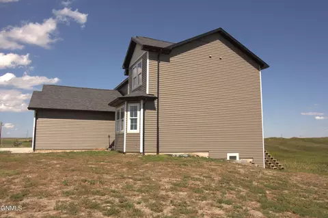 5990 Maple Ln, Williston, ND 58801 photo 37