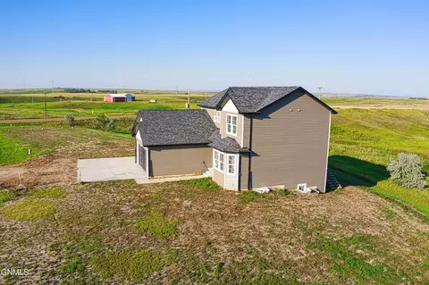 5990 Maple Ln, Williston, ND 58801 photo 42