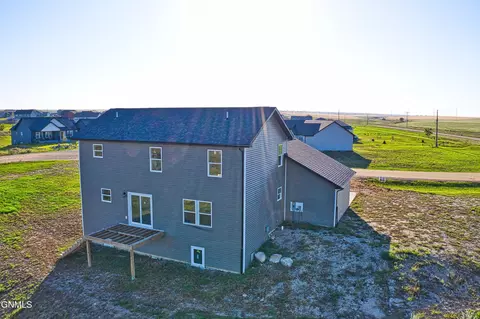 5990 Maple Ln, Williston, ND 58801 photo 45