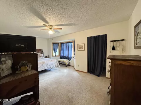 1522 Cimarron Dr, Bismarck, ND 58503 photo 48