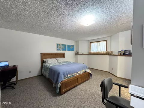 1522 Cimarron Dr, Bismarck, ND 58503 photo 55