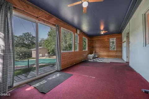 Exterior - 706 Crescent Ln, Bismarck, ND 58501 photo 5 of 25