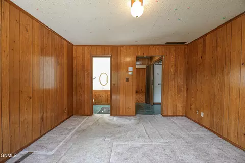 Bedroom - 706 Crescent Ln, Bismarck, ND 58501 photo 3 of 11