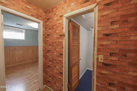Entry Way - 706 Crescent Ln, Bismarck, ND 58501 photo 5 of 5