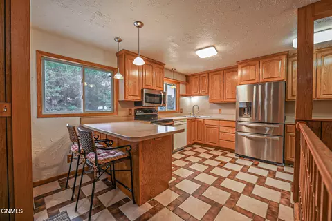 Kitchen - 706 Crescent Ln, Bismarck, ND 58501 photo 1 of 5