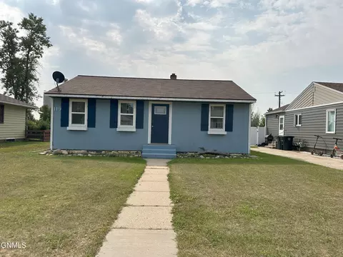 119 4th Ave E, Ray, ND 58849 photo 2
