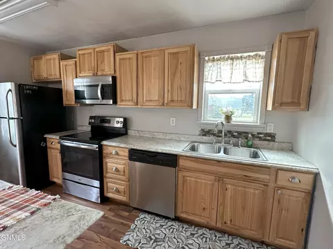 119 4th Ave E, Ray, ND 58849 photo 8
