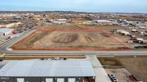 3102 Morrison Ave, Bismarck, ND 58504 photo 5