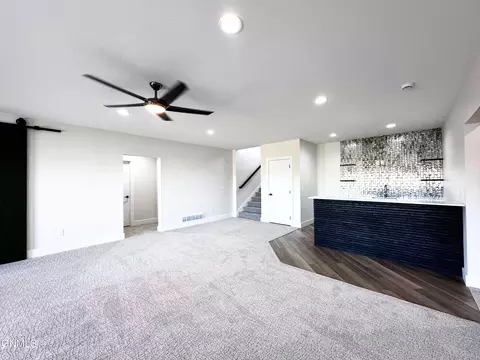 Living - 5062 Arrowhead Pl, Williston, ND 58801 photo 8 of 8