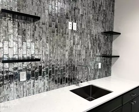 Kitchen - 5062 Arrowhead Pl, Williston, ND 58801 photo 12 of 12