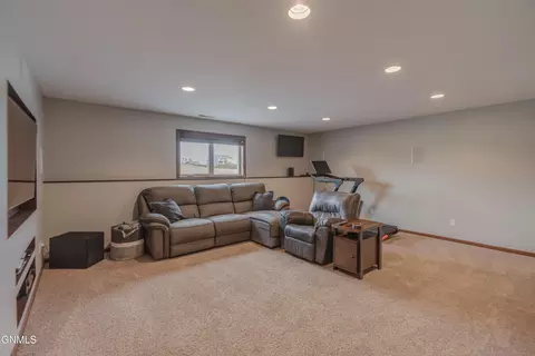 Other - 6923 Derek Dr, Bismarck, ND 58504 photo 16 of 35