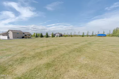 Exterior - 6923 Derek Dr, Bismarck, ND 58504 photo 15 of 27