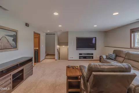 Other - 6923 Derek Dr, Bismarck, ND 58504 photo 12 of 35